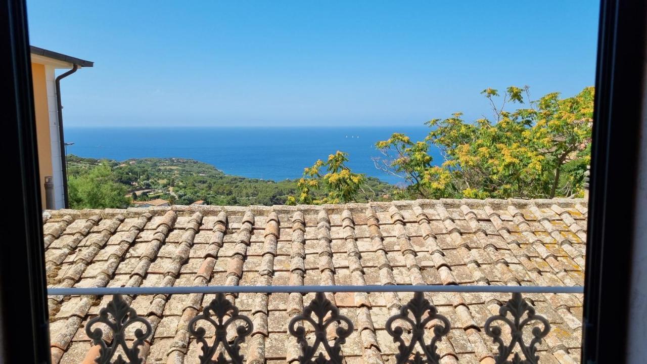 Willa Rer Vista Mare Capoliveri  Zewnętrze zdjęcie